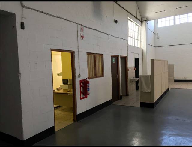950M² FACTORY TO LET IN BEACONVALE